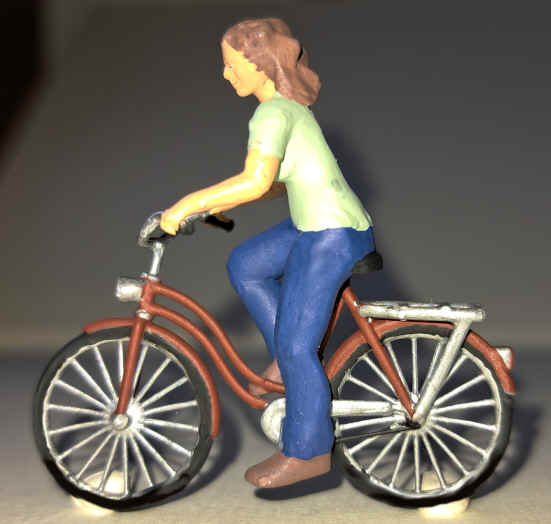 O_Radfahrerin.jpg (114568 Byte)